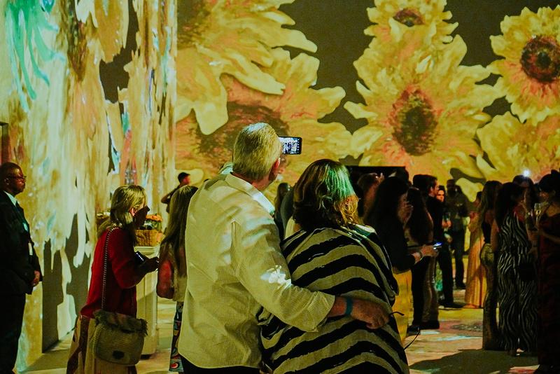 Exposição imersiva Van Gogh & Impressionistas alcança 20 mil ingressos vendidos