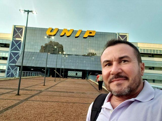 Sempre é tempo de estudar: empresário de Araraquara inicia graduação aos 45 anos