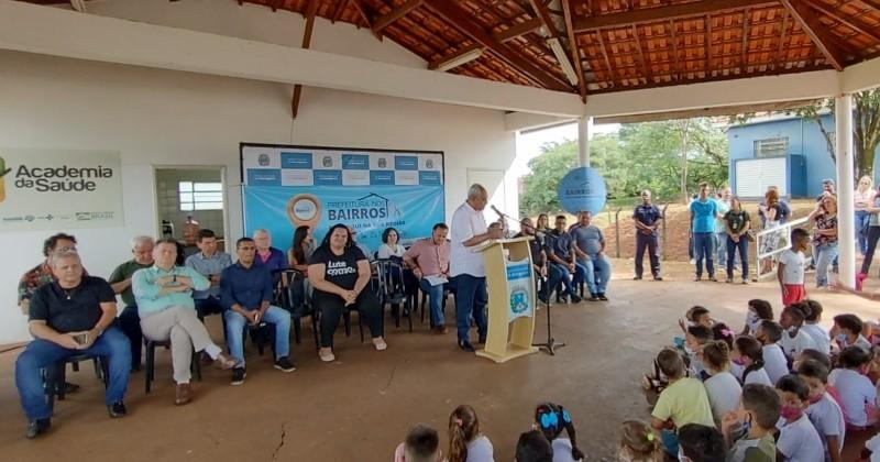 Com representantes da Câmara, Executivo lança Prefeitura nos Bairros