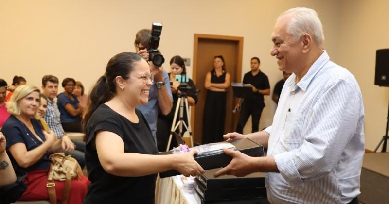 Mais 90 profissionais da Educação já estão com novos laptops