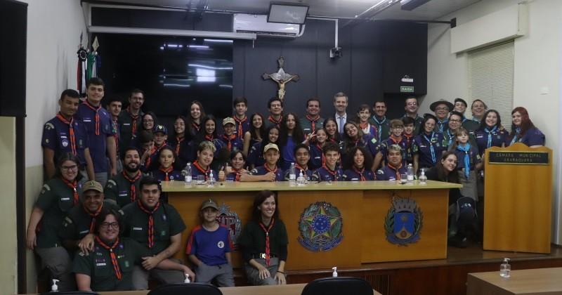 Escoteiros de destaque recebem homenagem na Câmara