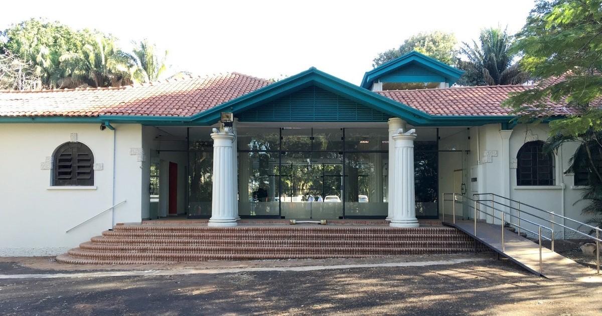 Secretaria da Educação responde sobre infiltrações em CERs da cidade