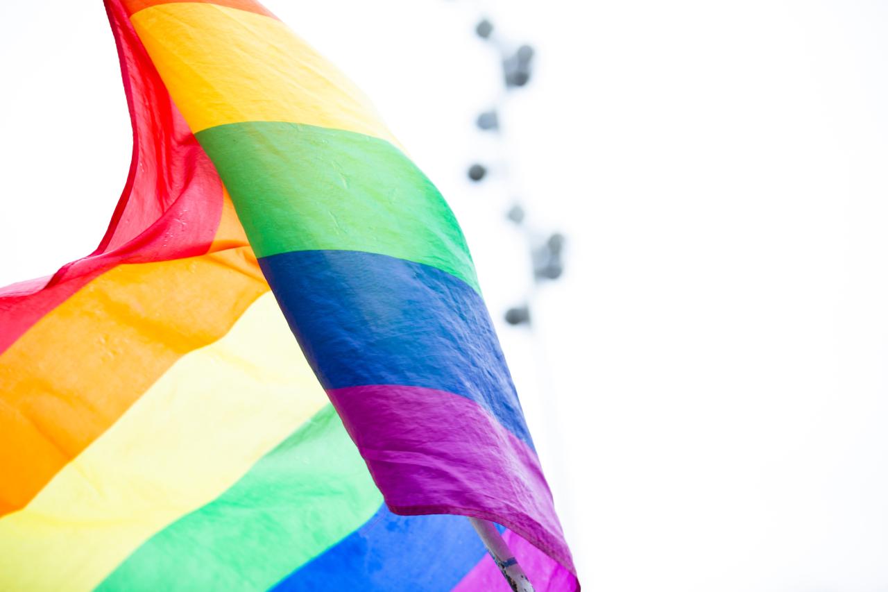 CASA DE ACOLHIMENTO LGBTQIAP+ EM BH DEVOLVE DIGNIDADE E É EXEMPLO A SER SEGUIDO NO BRASIL