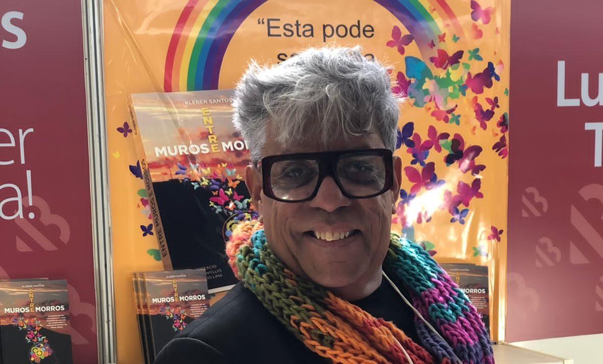 JOGADOR ASSUME ORIENTAÇÃO SEXUAL E COLOCA PRECONCEITO EM EVIDÊNCIA NO MUNDO ESPORTIVO