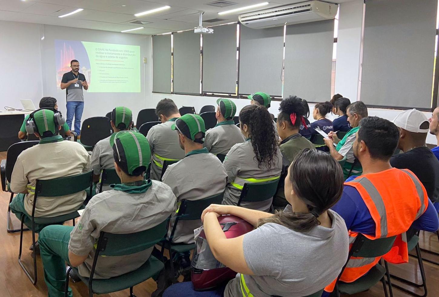 DAAE PARTICIPA DA SIPATMA DO GRUPO HEINEKEN