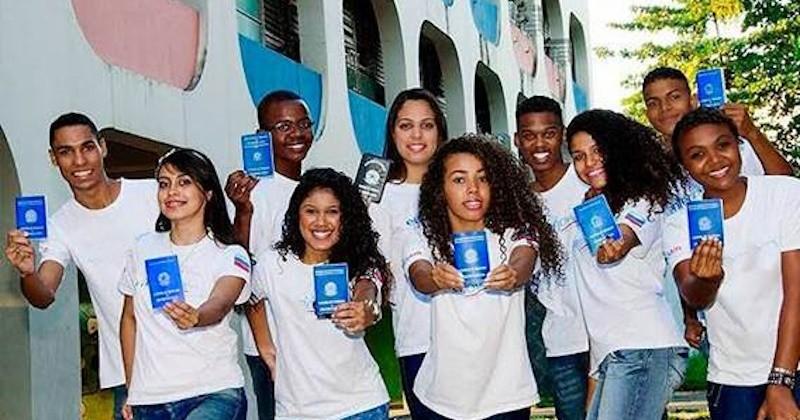 Documento prevê criação de plataforma de fomento a aprendizado e emprego para jovens