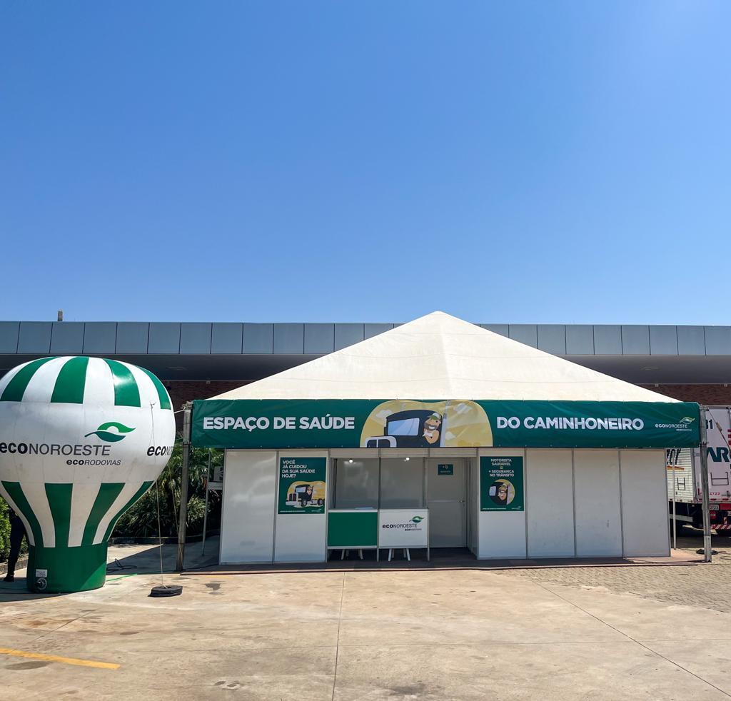 Caminhoneiros são atendidos em ação de prestação de serviços