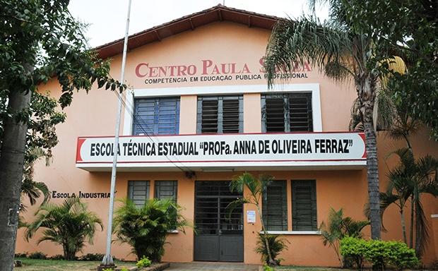 Escola Técnica de Araraquara Professora Anna de Oliveira Ferraz completa 75 anos em 2023