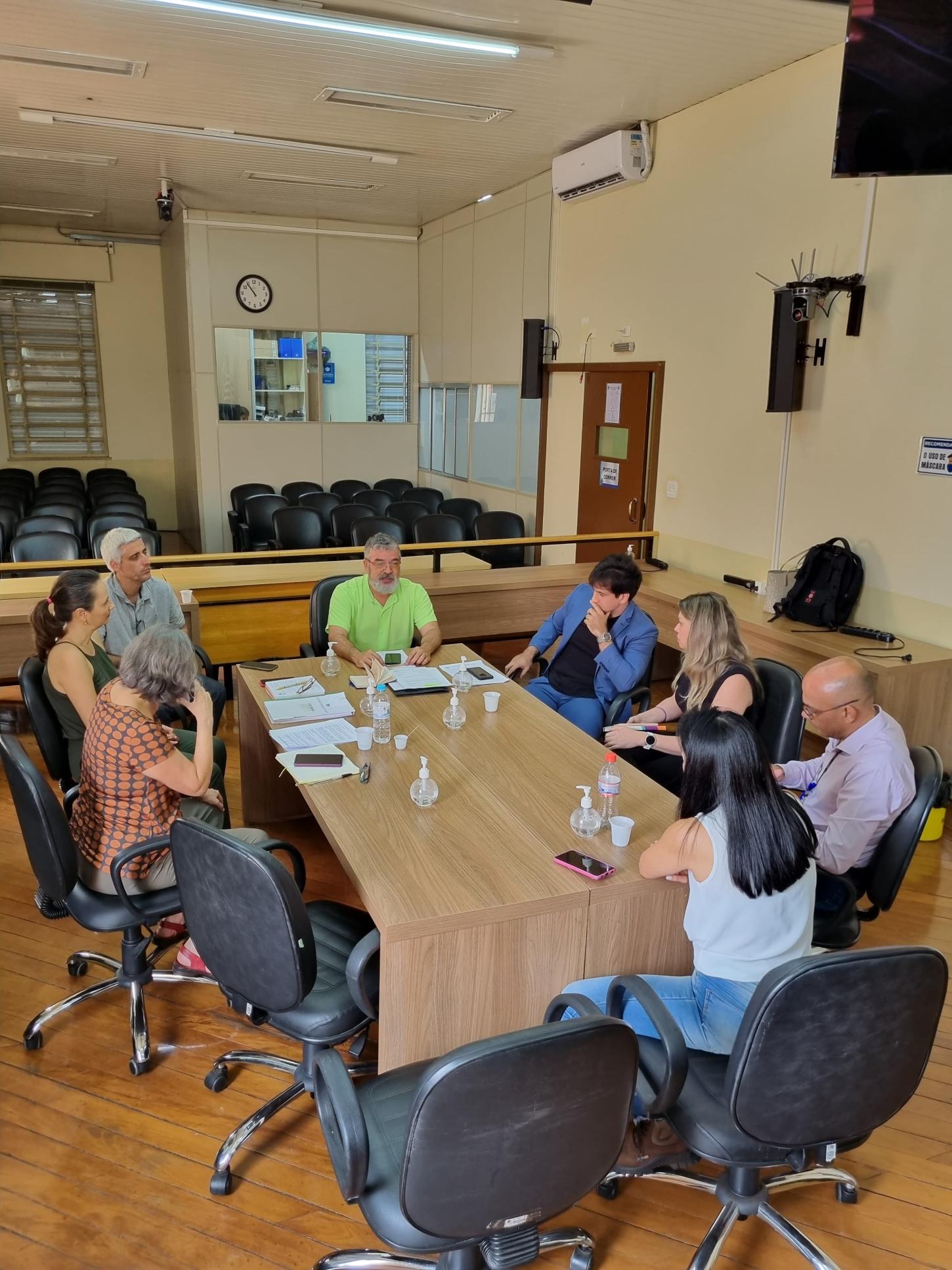 Reunião reitera compromisso de preservar patrimônio histórico da antiga usina Tamoio