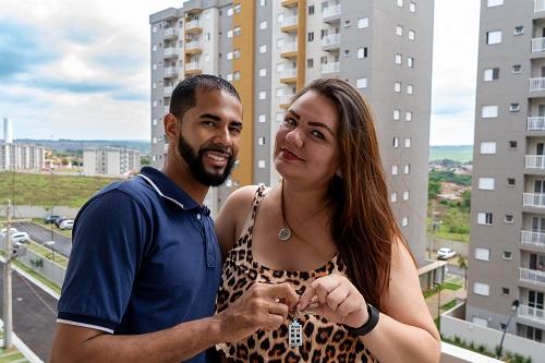 Conquistar o imóvel próprio é a prioridade dos brasileiros em 2024 segundo pesquisa