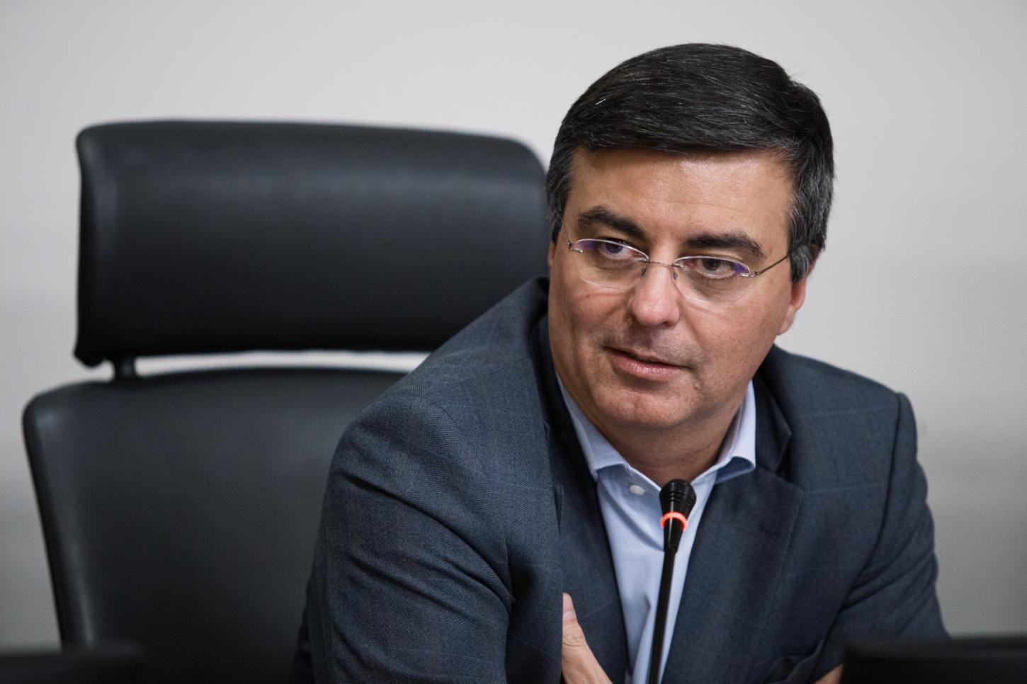 Todo mundo erra, mas é preciso refletir e reconsiderar