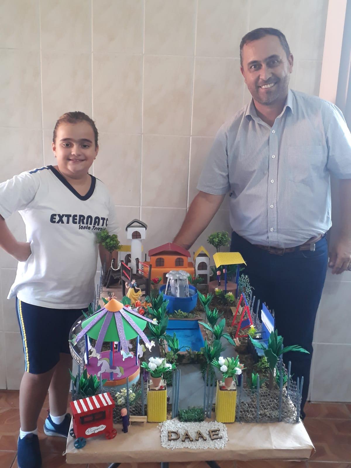 PRAÇA DO DAAE É REPRODUZIDA POR ESTUDANTE
