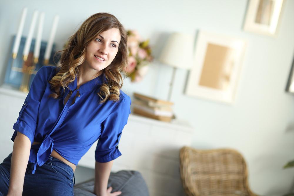 Moda: Azul escuro combina com qual cor?