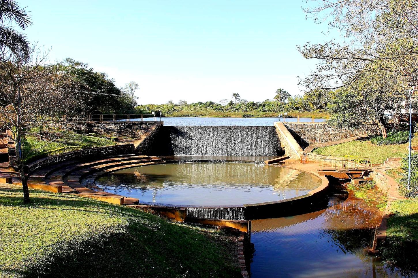 ATENÇÃO AO CONSUMO DE ÁGUA