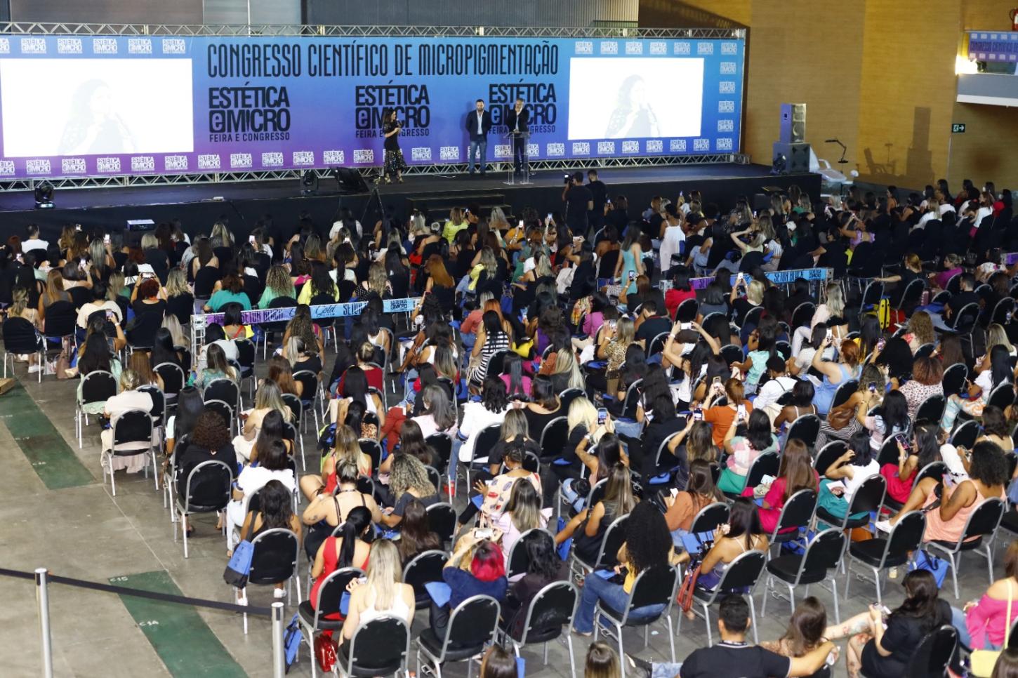 SEGUNDO DIA DE PROGRAMAÇÃO “PROFESSIONAL FAIR” E “ESTÉTICA E MICRO” TEM CONGRESSOS MANICURE, MAQUIAGEM, ESTÉTICA, MICRO E EXTENSÃO