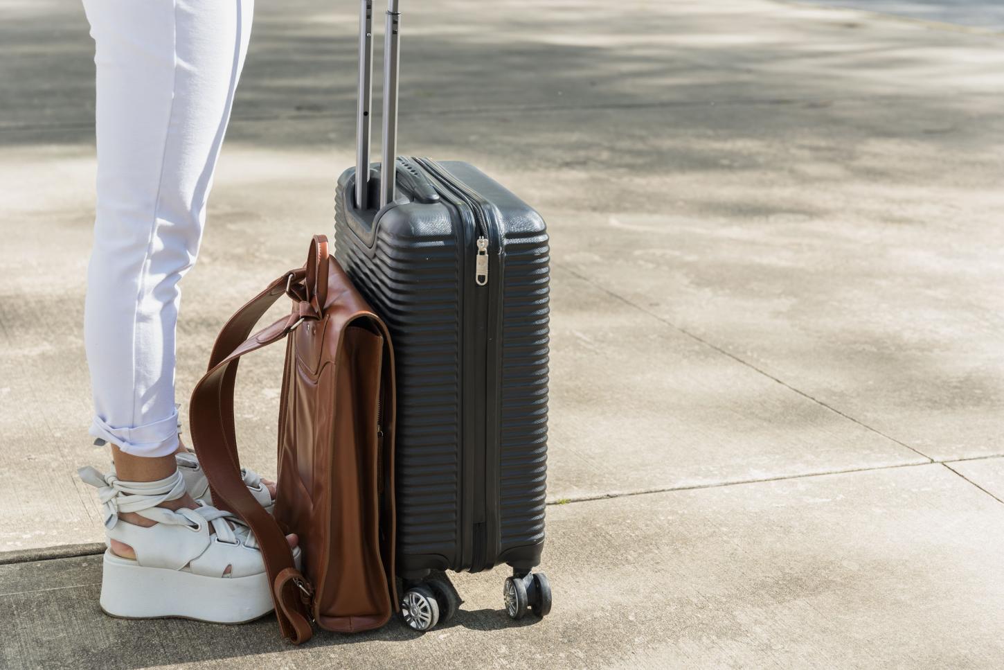 VIAGENS COM LONGOS DESLOCAMENTOS É RISCO PARA TROMBOSE DO VIAJANTE DURANTE FÉRIAS
