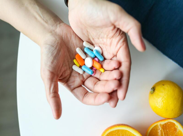 Como a vitamina Moov deve ser usada?