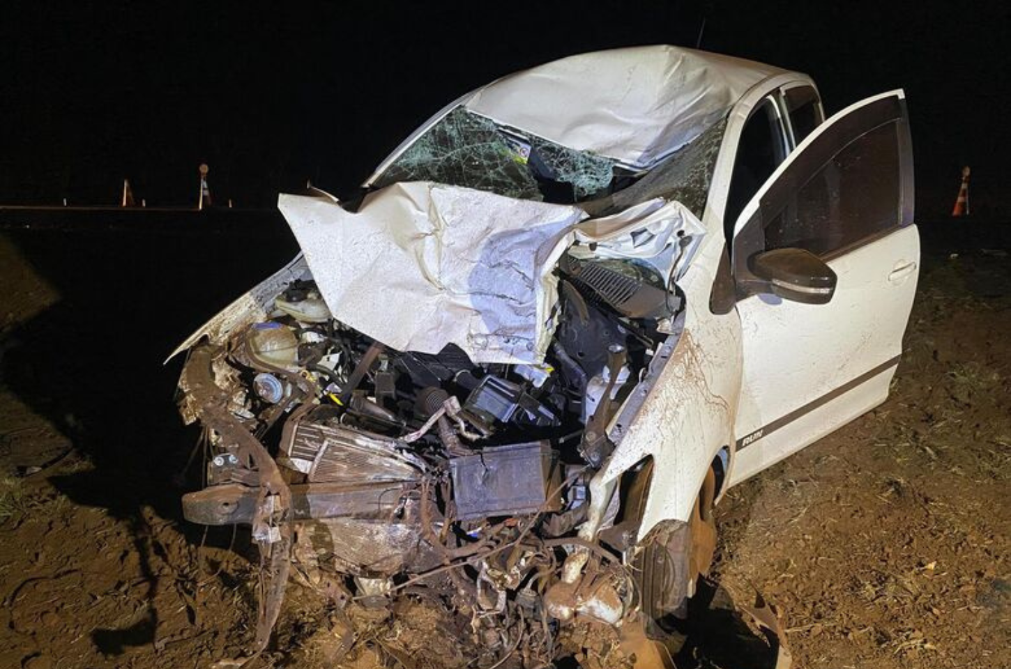 Acidente fatal na SP-255: motociclista perde a vida