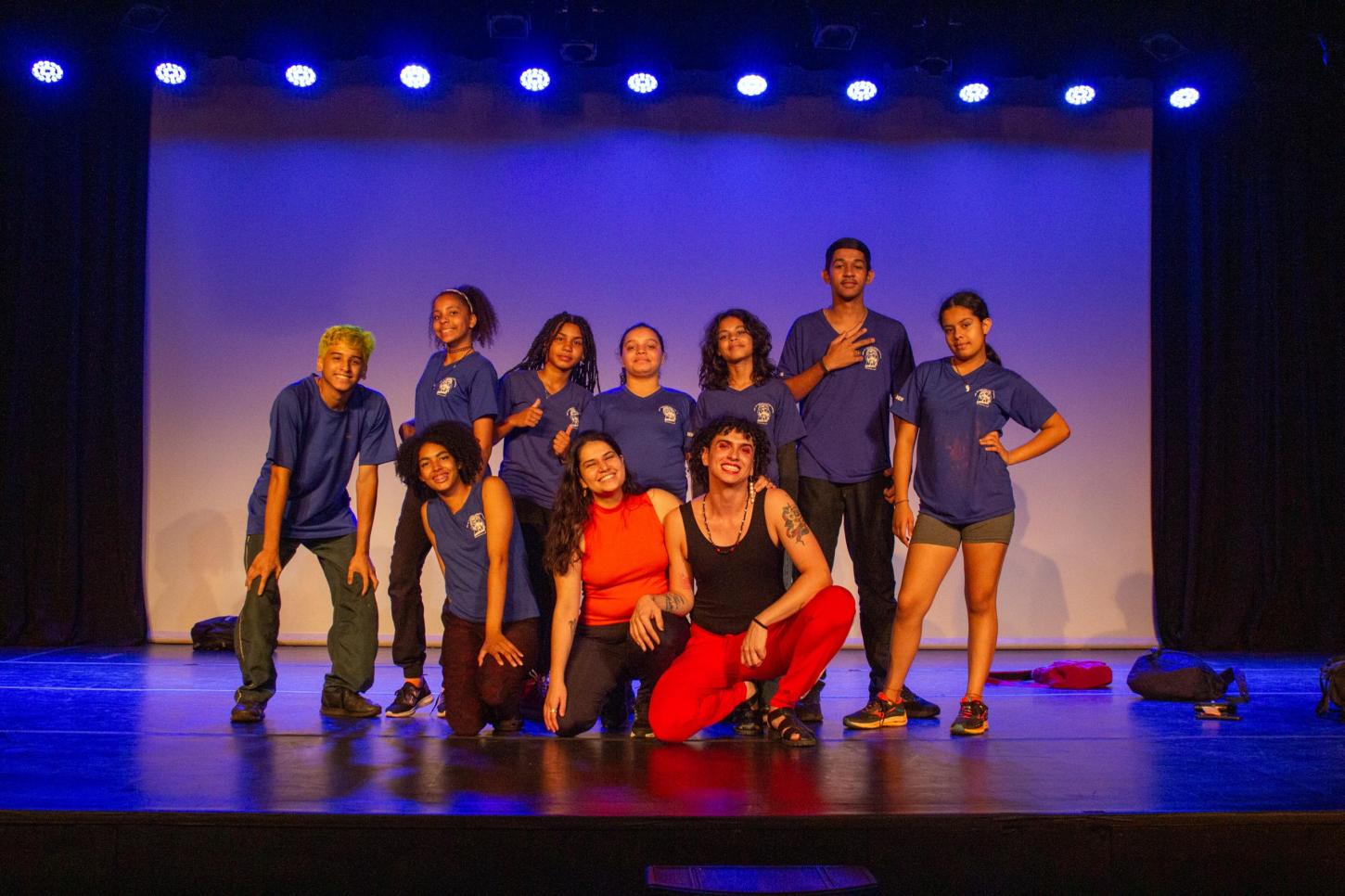 Espetáculo ‘Passarinhos’ emociona na estreia gratuita em Araraquara