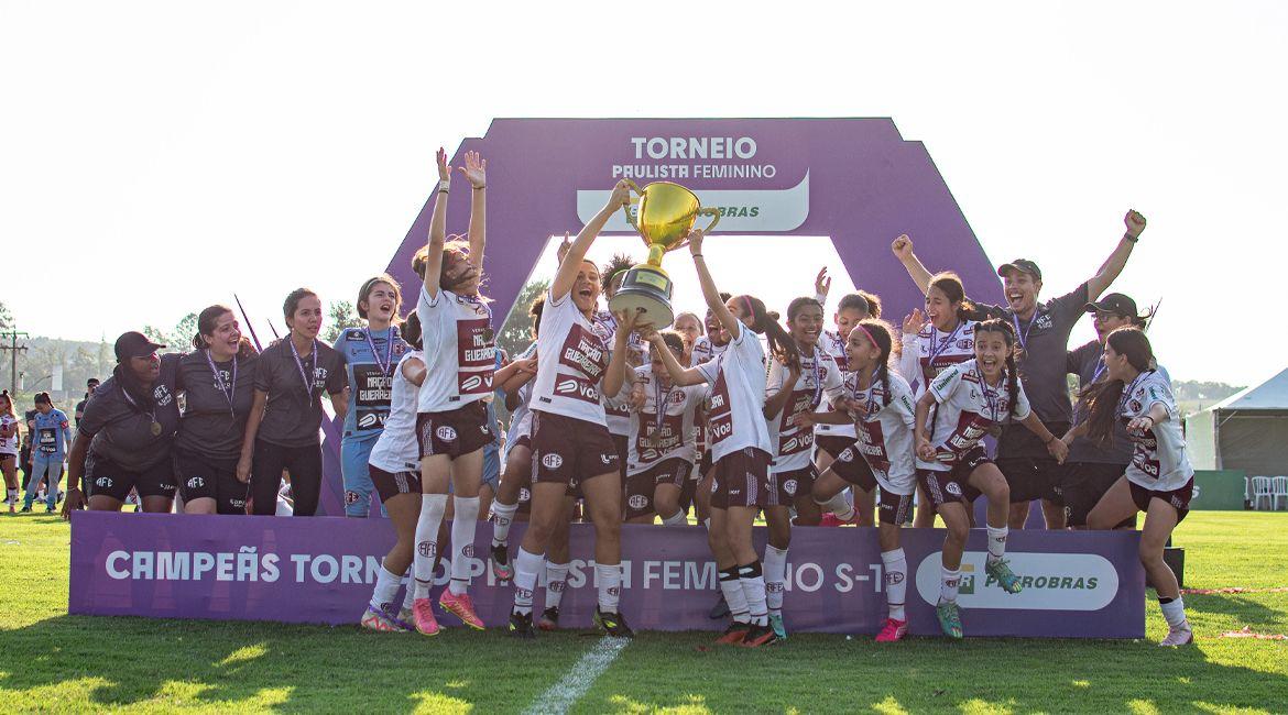 Guerreirinhas Sub-12 são campeãs, Sub-14 fica com o vice