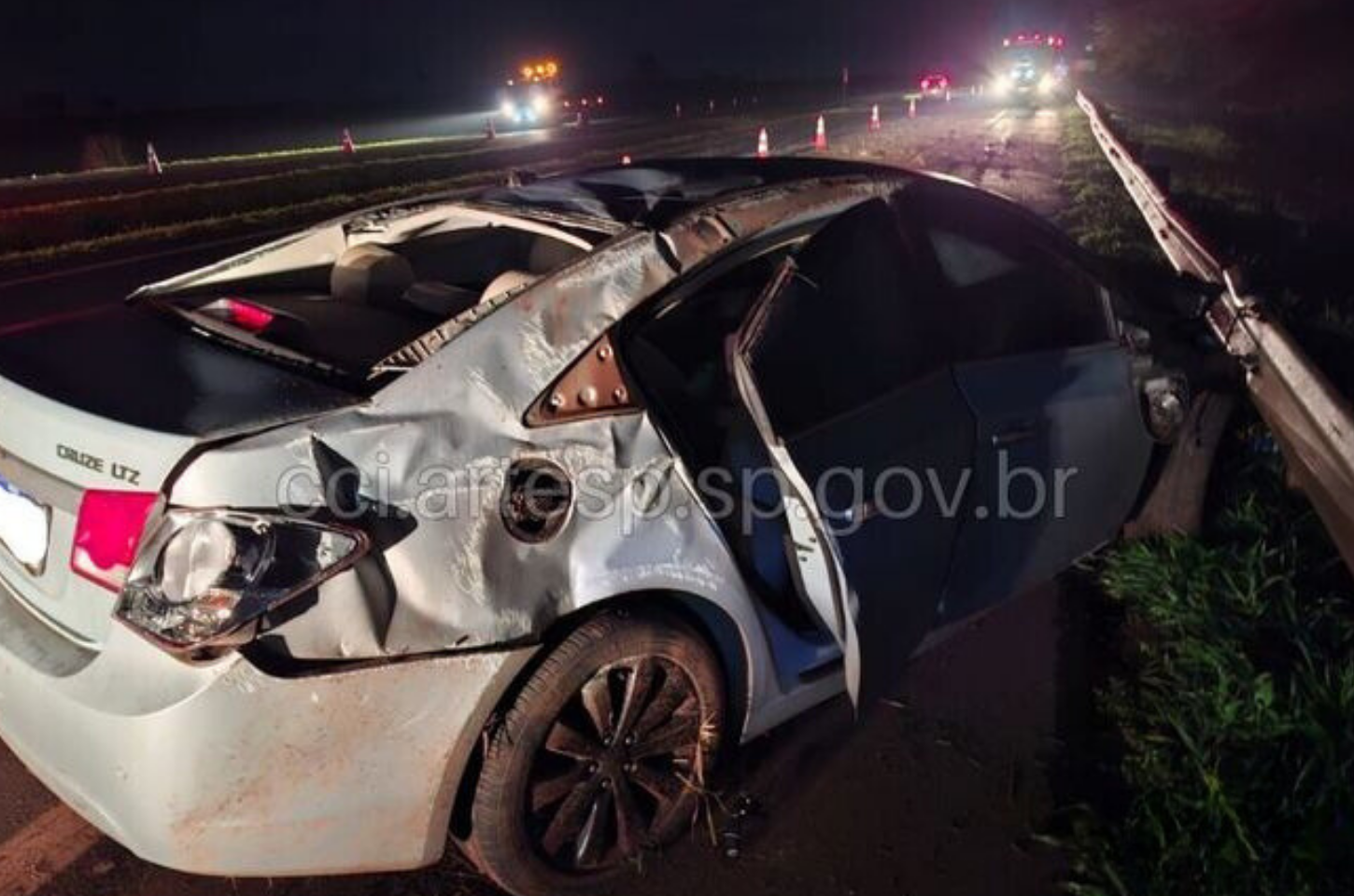 Acidente fatal deixa 2 mortos na SP-322