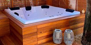 Ofurô com hidro: ideal para spas e empreendimentos