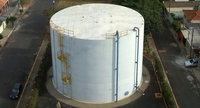 Daae realiza reparo em bomba de poço e pode afetar abastecimento em bairros