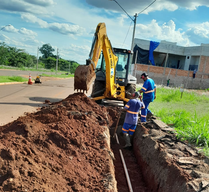 DAAE realiza reparo emergencial de vazamento no Jardim das Paineiras