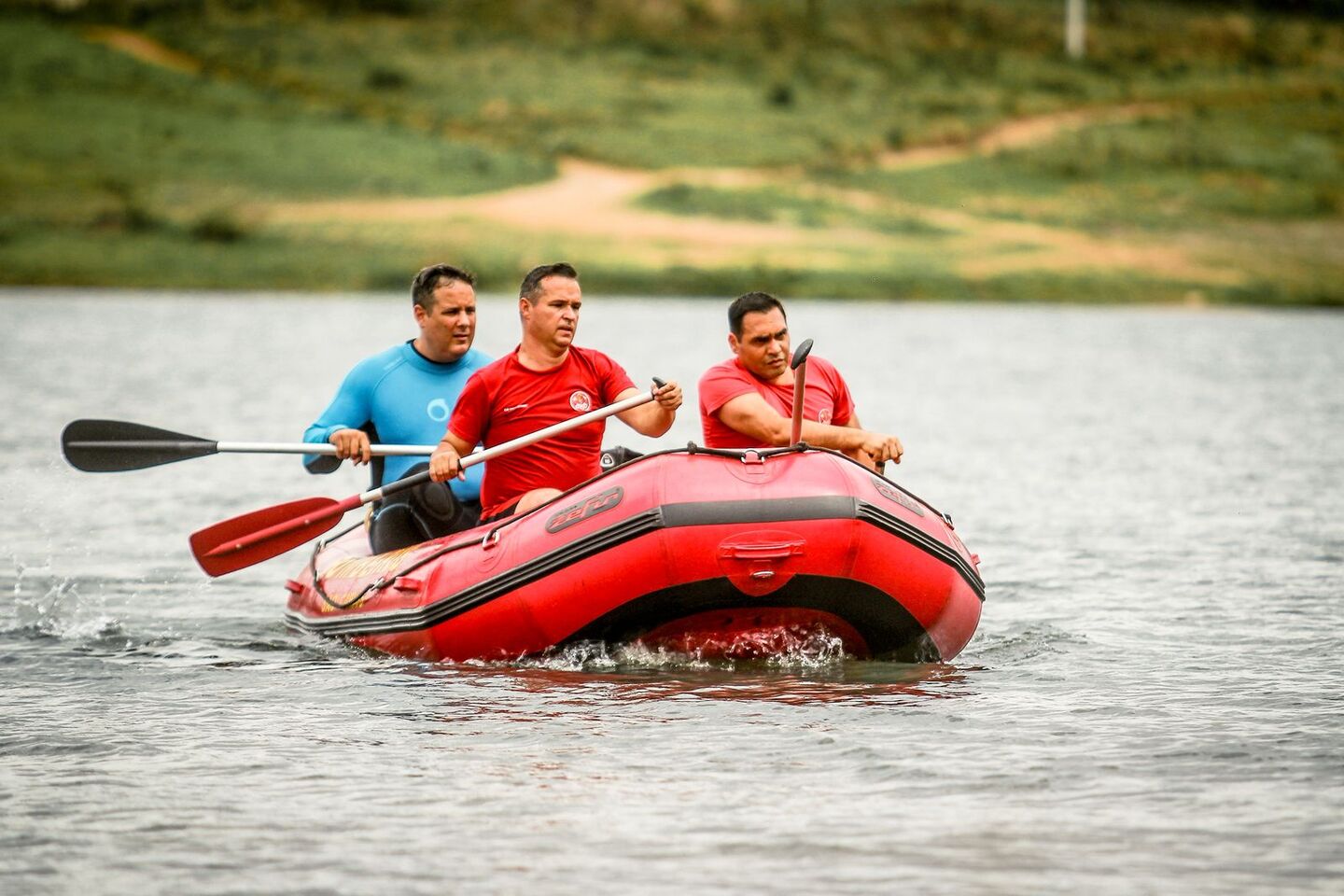 Homem desaparece após entrar em represa do 29