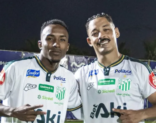 Uberlândia vence Betim por 2 a 0 e assume a liderança na série D