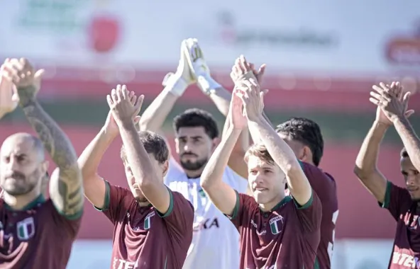 Blumenau vence Azuriz e mantém invencibilidade na Série D