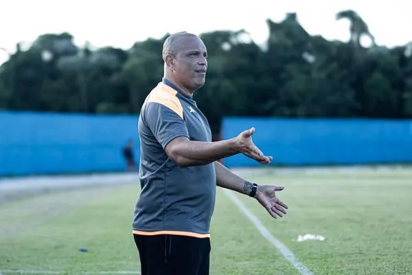 Comercial pondera sobre a continuidade de Osny para a Copa Paulista