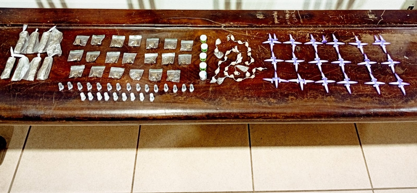 Guarda Municipal encontra drogas ocultas em lixeira em Ibaté