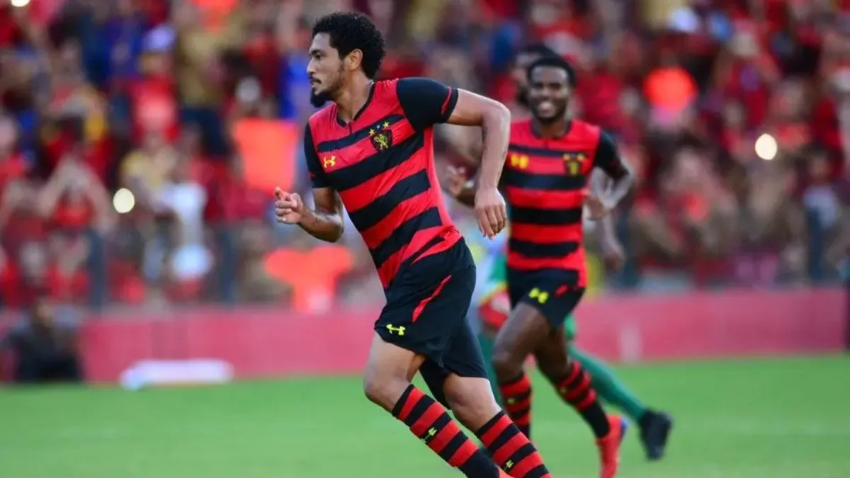 Referência no futebol nordestino, Hernane Brocador planeja encerrar carreira em 2026