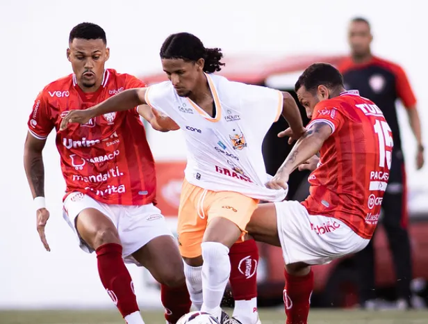 Noroeste empata com Nova Iguaçu-RJ em partida acirrada pela Série D