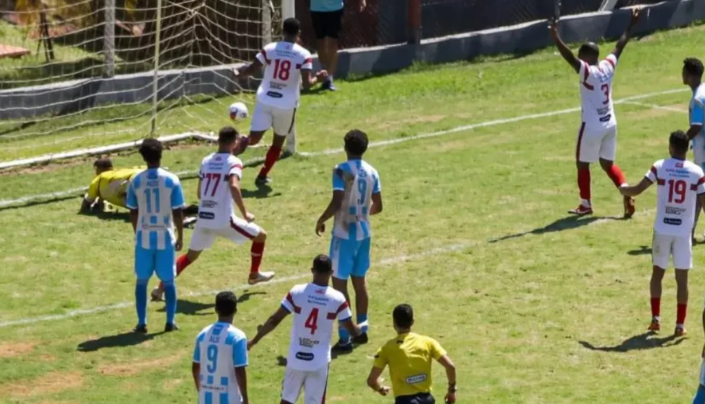 Santacruzense aplica goleada de 6 a 0 no Catanduvense pela estreia da Segundona