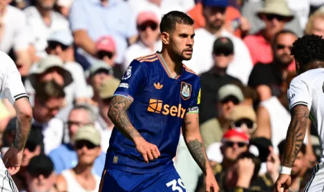 Preocupação com Bruno Guimarães na seleção brasileira após saída de jogo do Newcastle