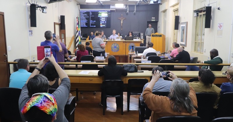 Câmara de Araraquara aprova reposição da inflação para servidores municipais