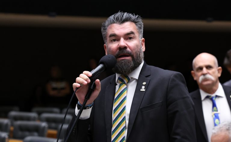 Comissão da Câmara aprova projeto que permite a delegados recorrerem de decisões judiciais em investigação