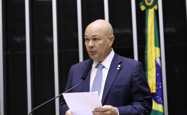 Comissão da Câmara dos Deputados debate regras para contratos entre fornecedores e distribuidores