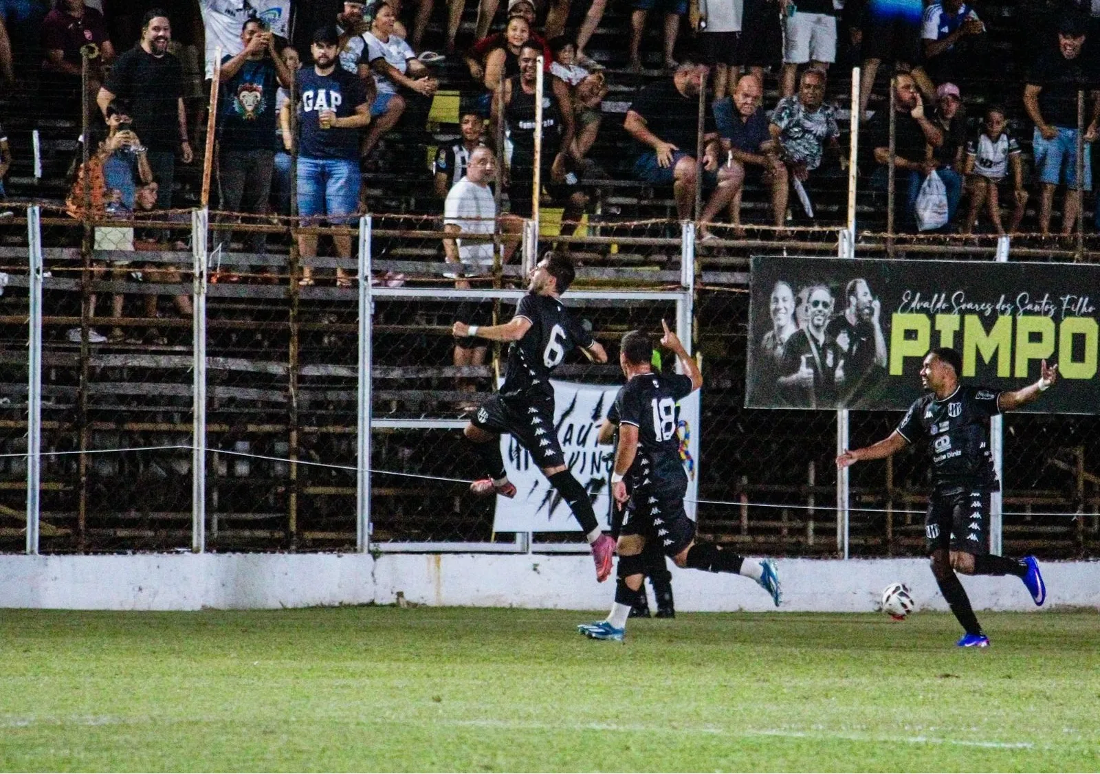Democrata GV-MG e Trem conquistam vitórias em casa na Série D