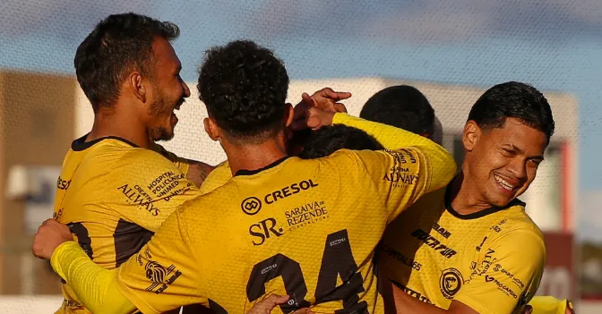 Cascavel goleia Guarany por 4 a 0 e mantém liderança na Série D