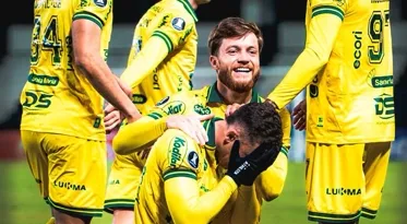 Mirassol conquista vaga histórica na Libertadores e Fluminense se mantém na disputa
