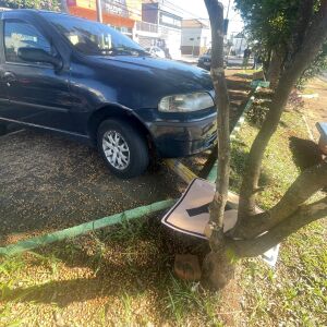 Motorista sofre mal súbito e causa colisão em São Carlos