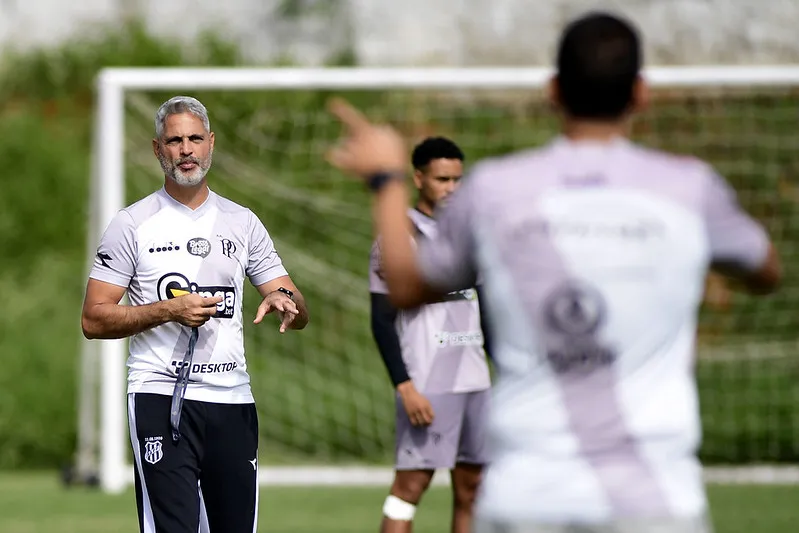 Rodrigo Santana expressa frustração após nova derrota da Ponte Preta na Série B