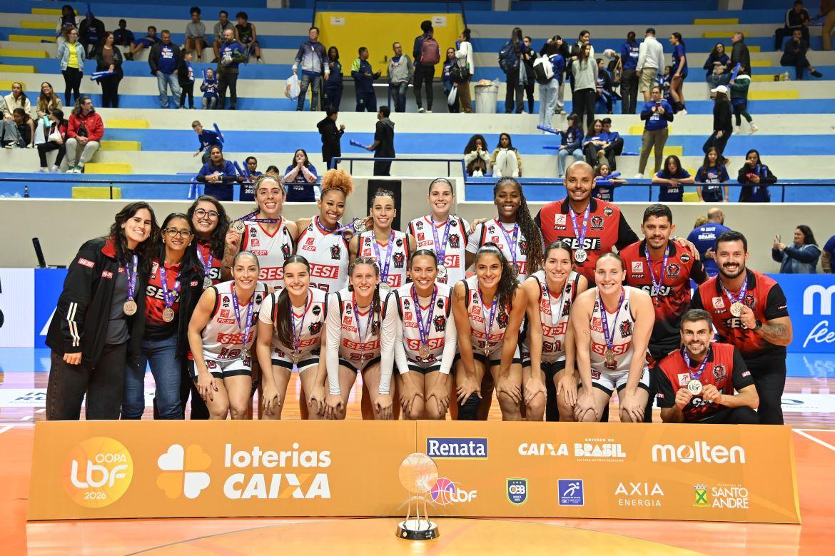 Sesi Araraquara fica com o vice da Copa LBF e adia tricampeonato