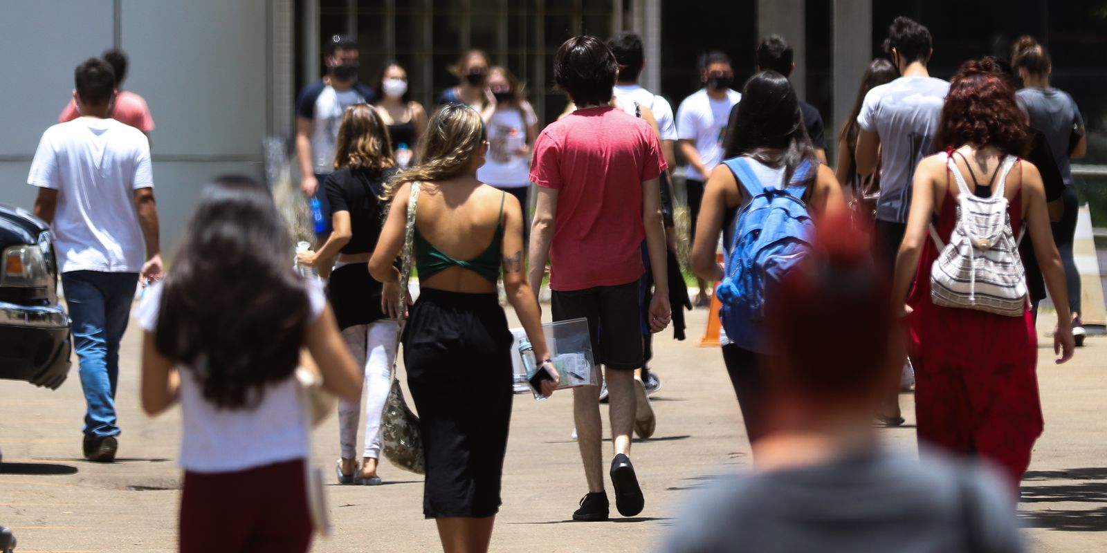Matrículas no ensino superior global mais que dobram, revela estudo da Unesco