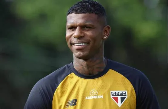 Arboleda pede desculpas ao São Paulo e revela luta contra a depressão