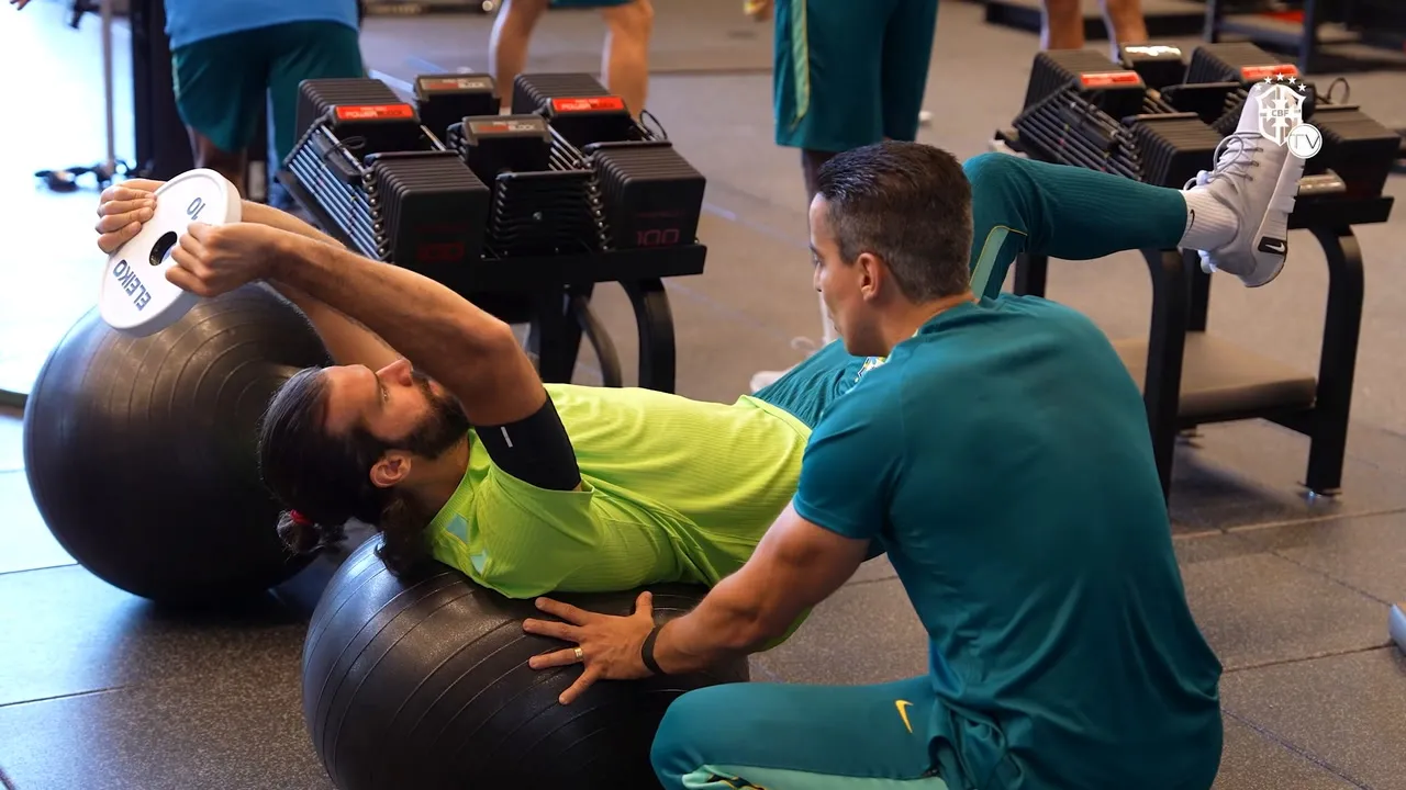 Seleção Brasileira finaliza preparação em último treinamento antes de confronto com Marrocos