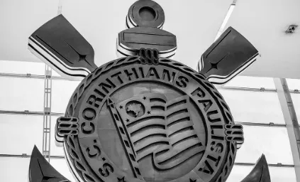 Corinthians registra déficit de R$ 168 milhões em abril e atrasa pagamentos